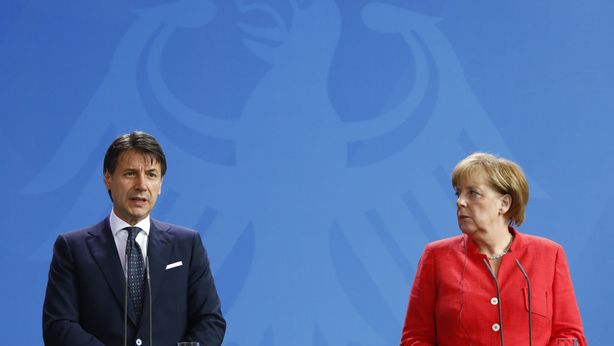 Caos migranti in Ue: da Ungheria legge per fermare Soros. E l’Italia?