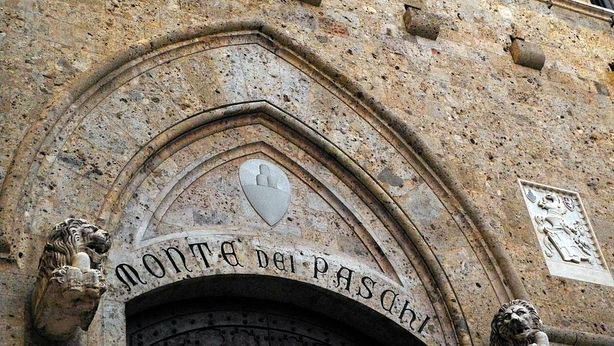 Padoan su Mps: no intervento pubblico. Good bank: tensioni tra Ubi Banca e Bce