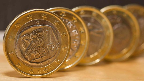 Euro, consensi crescono ovunque ma non in Italia