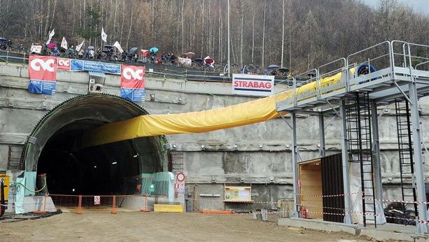 Tav, mozione M5s-Lega: “Ridiscutere integralmente il progetto”