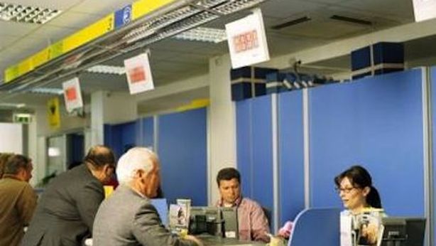 La grande beffa: vecchi conti correnti costano il 40% in più