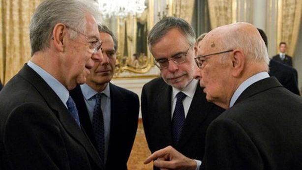 Il merkeliano ex premier Monti abbandonato dai suoi