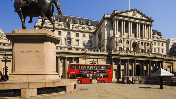 La Bank of England alza i tassi di 50 punti base