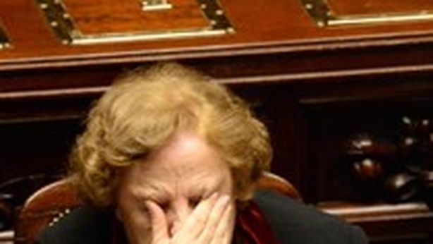 Letta blinda Cancellieri e Renzi, dopo tanto rumore, si adegua