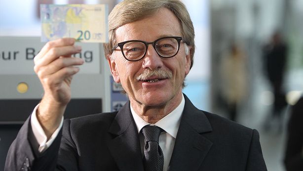 Bce pronta a cambiare tattica