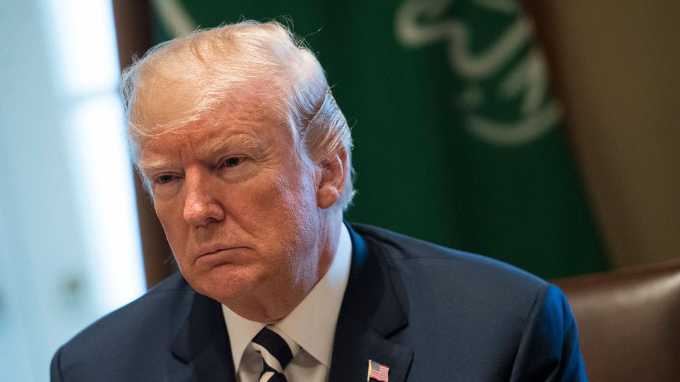 Sedici Stati Usa contro Trump
