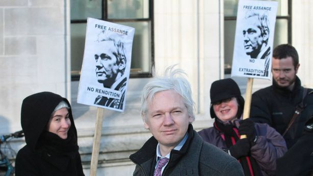 Assange: “Questa è l’ultima generazione libera”