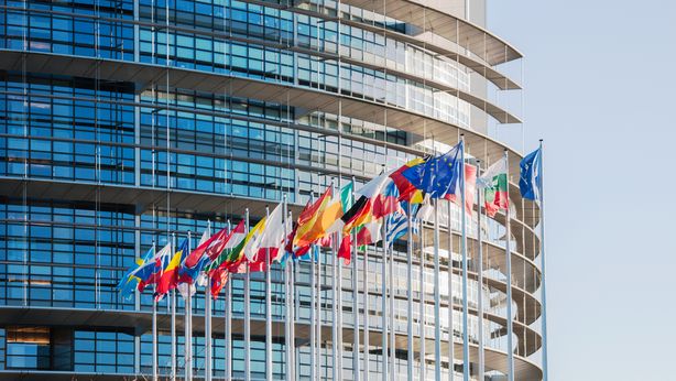 Fuga di capitali dall’Europa, effetto boomerang da tonfo euro e tassi