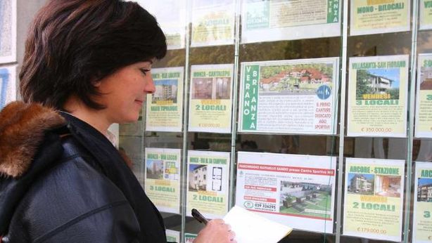 Compravendite -9%, immobiliare sotto livelli 30 anni fa