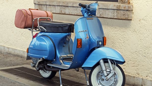 Piaggio, calo delle vendite e dei profitti nei primi nove mesi del 2025