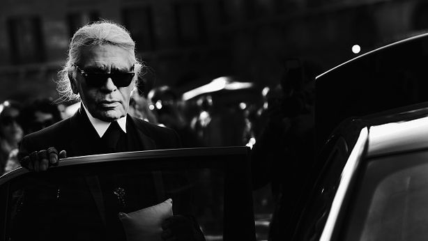 È morto Karl Lagerfeld, il Kaiser della moda