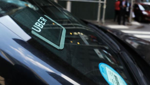 Uber: stop a test su auto senza pilota dopo incidente mortale in Usa