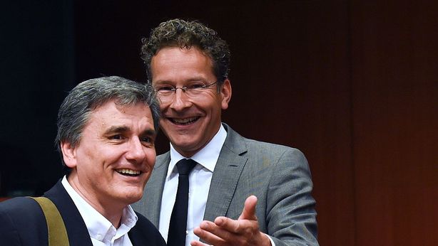 Grecia, Germania si piega: debito sarà ristrutturato
