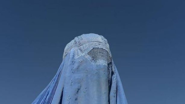 Burqa vietato nei luoghi pubblici: la Lega ci prova