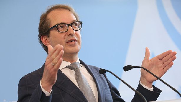 FCA, Germania: “Ue richiami auto”. Calenda: “Pensi a Volkswagen”