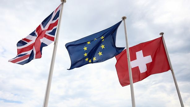La Svizzera alza le tasse per le multinazionali. Ecco cosa succede nel resto d’Europa