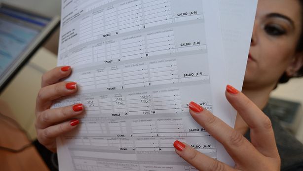 Meno tasse ai giovani, rincari per anziani: la proposta