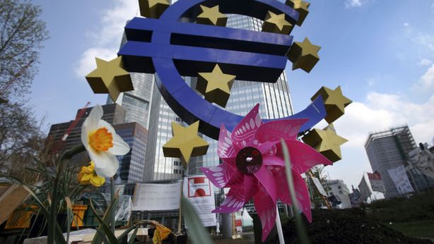 Bce: “buona domanda titoli Italia e Spagna, ma mercati tesi”