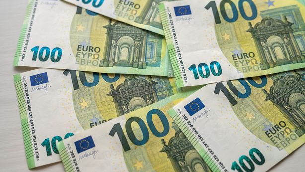 Bonifici istantanei: stop ai costi extra, dal 9 gennaio saranno equiparati agli ordinari