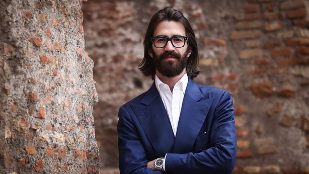 Leonardo Maria Del Vecchio, via libera al riassetto Delfin: verso il 37,5% della holding