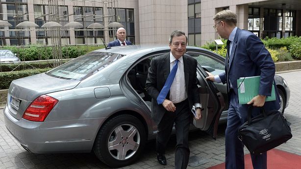 Ci siamo: banca Ue cessa attività