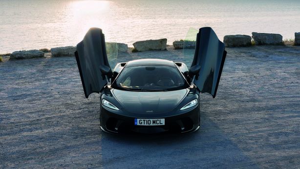 McLaren GT, supercar da viaggio