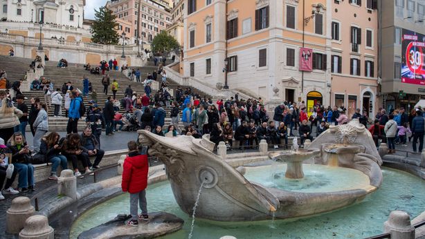 Italiani over 50: tra ansia per il futuro e bisogno di pianificazione finanziaria