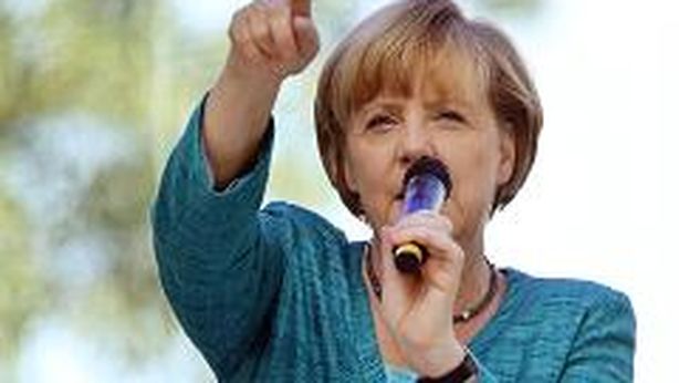 Merkel: Grecia non avrebbe dovuto aderire all’euro