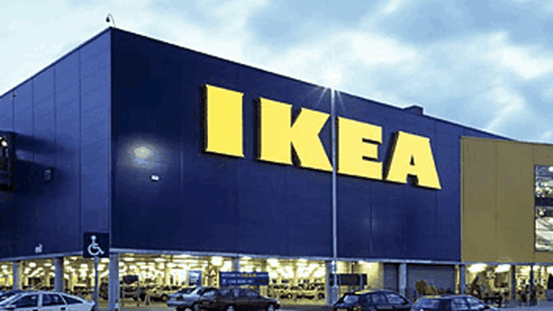 Guerra tra Ikea e Amazon per vendite online di mobili