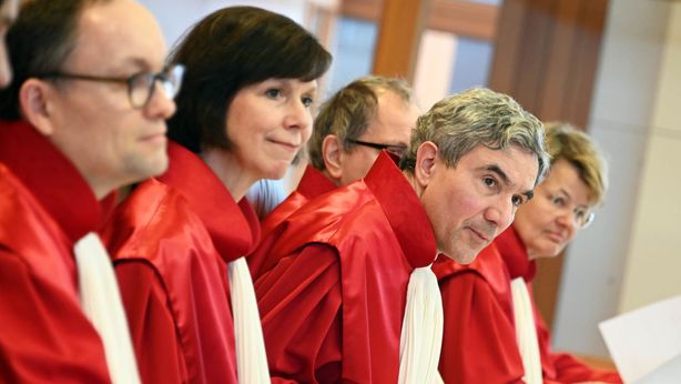 Giudici tedeschi: delucidazioni da Bce entro 3 mesi o Bundesbank dirà addio al Qe