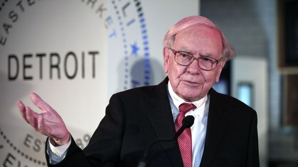 Buffett: “Chi punterà contro l’America pagherà”
