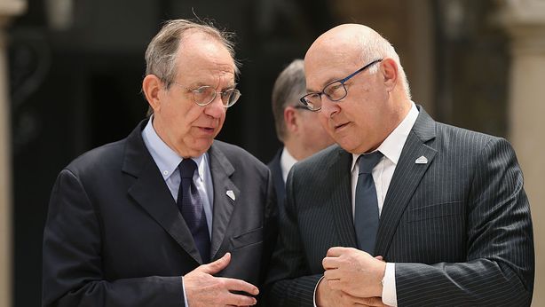 Elezioni, Padoan: Ecofin ha paura, flat tax “fatina blu”