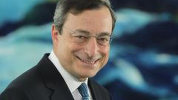 Bce e il dilemma tassi: Draghi steccherà la prima?