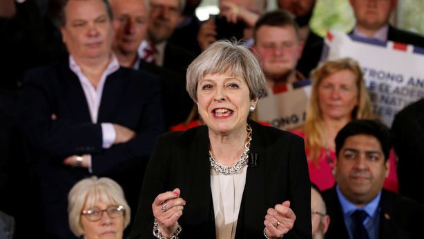 Brexit, spauracchio “no-deal”: costo economico salato e volatilità estrema