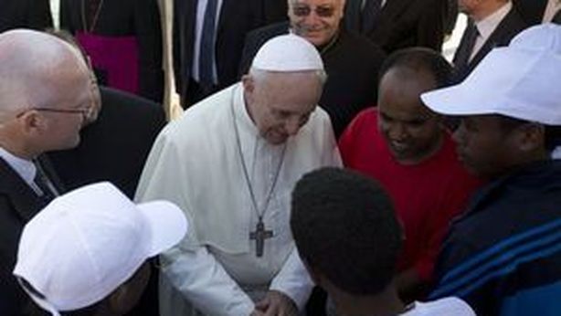 Papa anti sistema: “No a globalizzazione indifferenza”