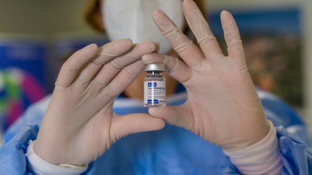 Vaccini: l’Italia produrrà il russo Sputnik