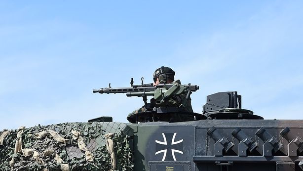 Germania si prepara a guerra contro la Russia?