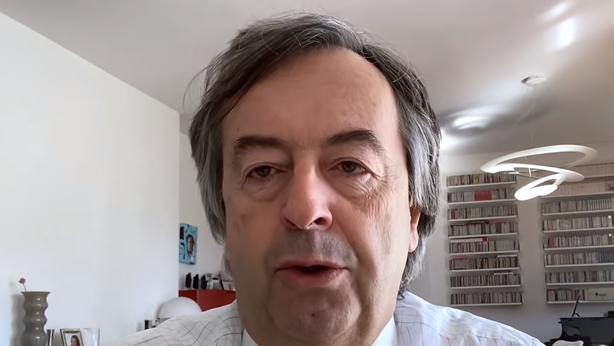 Coronavirus, Burioni: “l’immunità di gregge non vale per COVID-19, ecco perché”