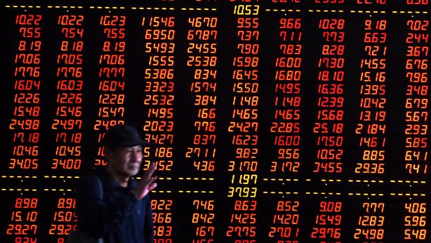 Cina: Pil batte attese, ma Shanghai cede 2,5%. Dubbi di Schroders