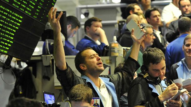 Azionario positivo, rally materie prime. Si smorza tensione sui BTP