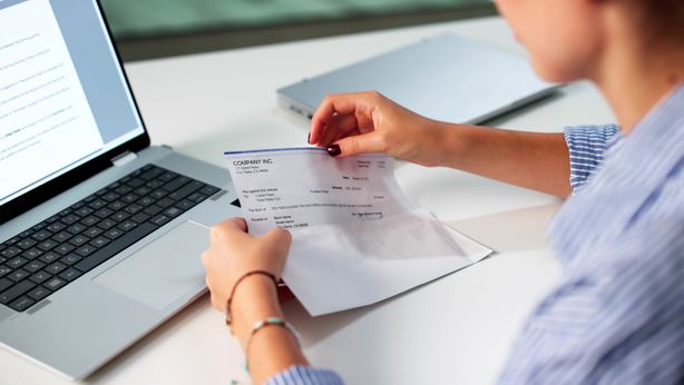 Trasparenza salariale, solo 4 lavoratori italiani su 10 conoscono i nuovi diritti