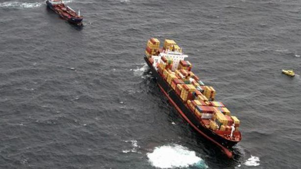 Rischio marea nera in Nuova Zelanda: carburante raggiunge la costa