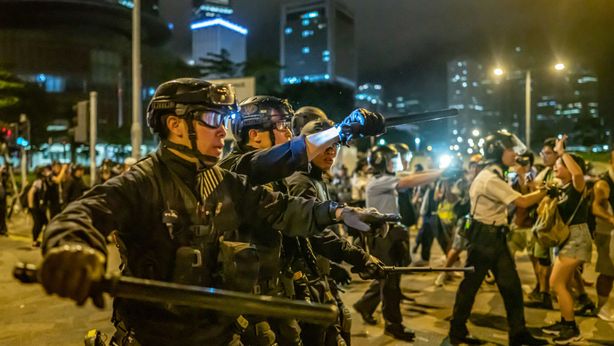 Mercati, proteste Hong Kong e dazi alimentano domanda liquidità