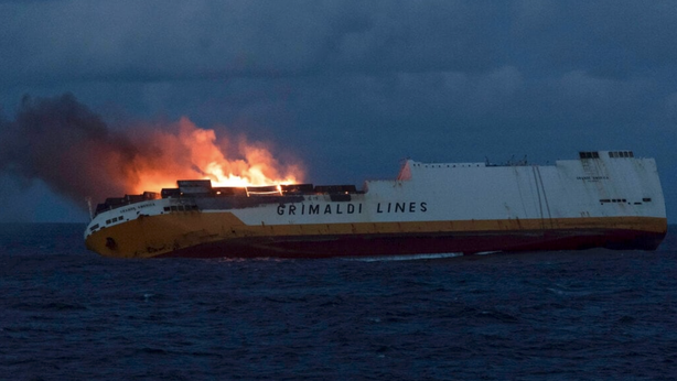 Affonda nave cargo italiana, rischio disastro naturale