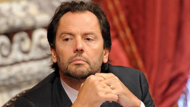 Zingales, per ridare fiducia nelle banche via le mele marce
