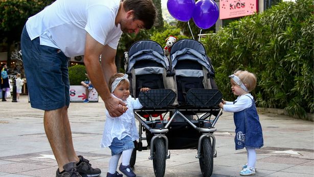 Come affrontare futuro finanziario dei figli fin da quando sono neonati