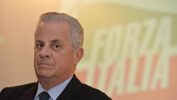 L’ex ministro Claudio Scajola arrestato dalla Dia di Reggio Calabria