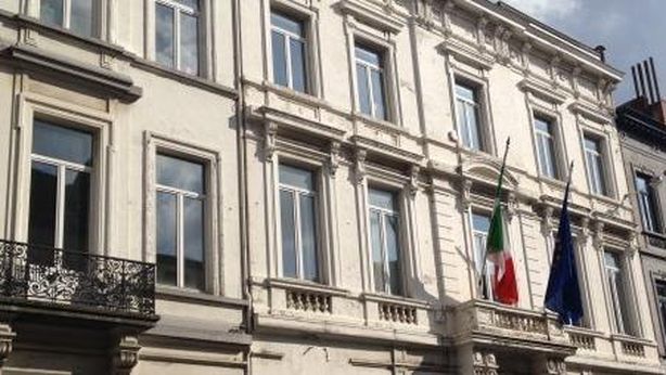 Tutti gli sprechi dell’Istituto italiano di Cultura a Bruxelles. Fino a quel pranzo per D’Alema