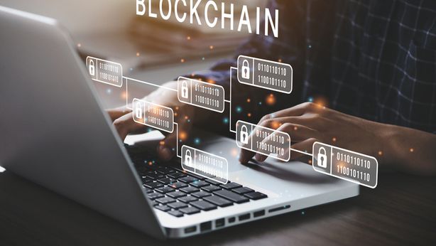 Azimut investe nella blockchain sostenibile di Alps Blockchain