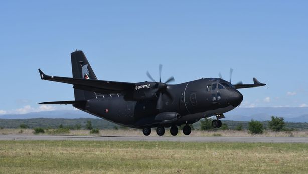 Leonardo: firma contratto per C-27J a Forza Aerea Azerbaijan